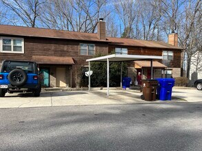 Building Photo - 111