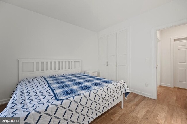 Building Photo - 589 Odendhal Ave