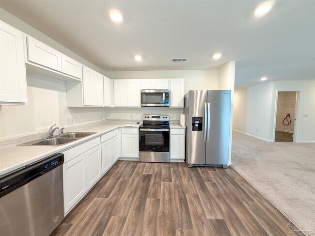 Building Photo - 6509 June Bug Dr
