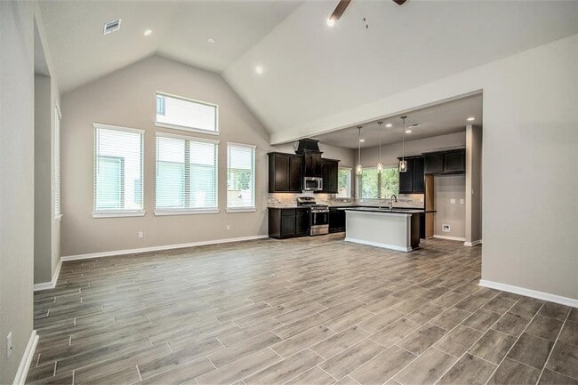 Building Photo - 235 N Spotted Fern Dr