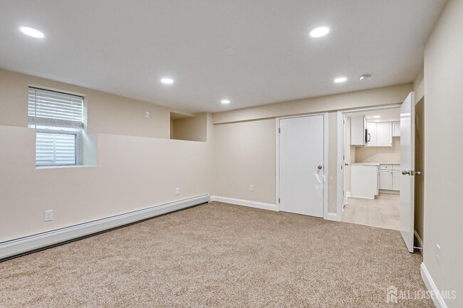 Building Photo - 92 Coleman St