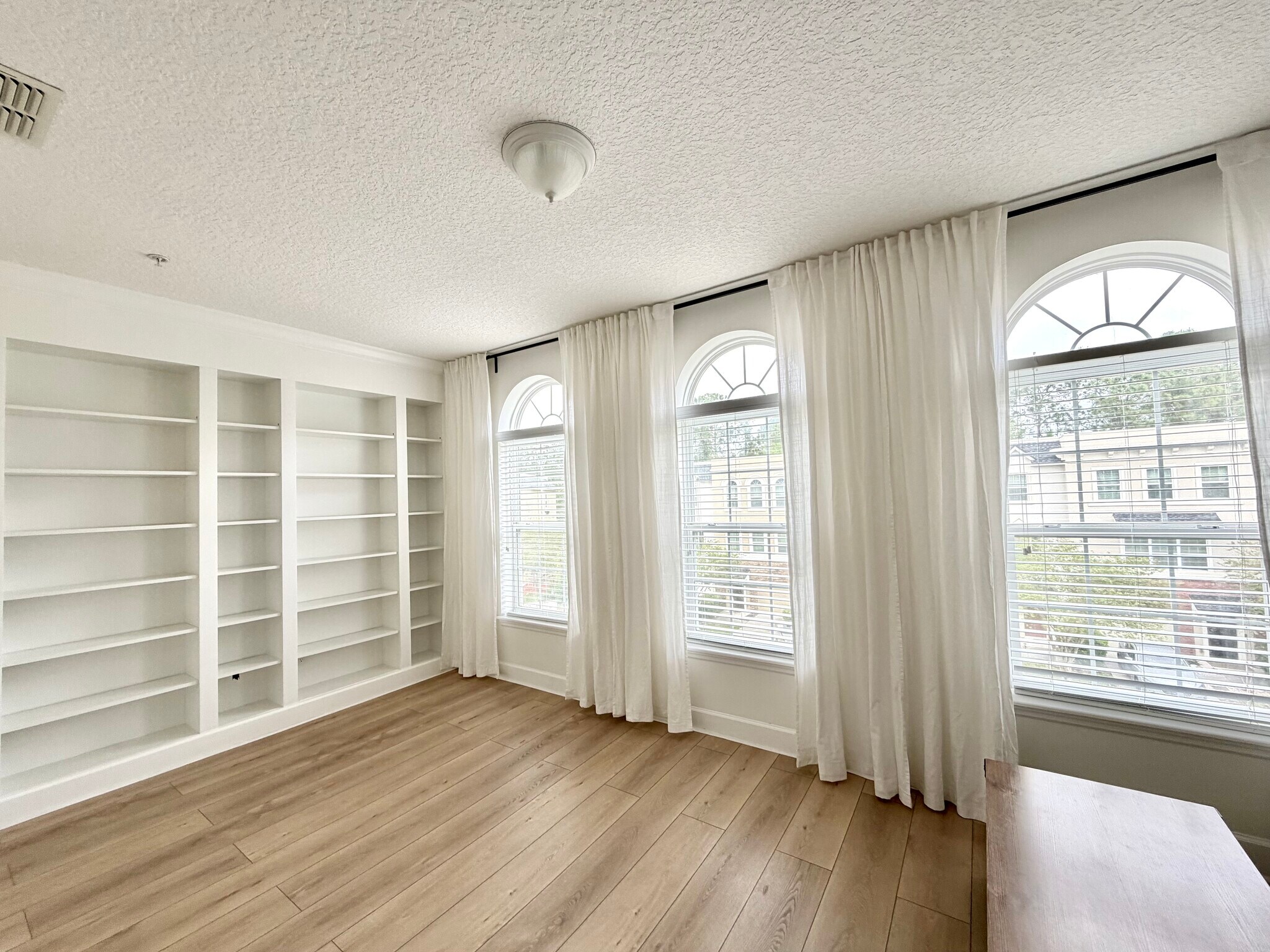 Master Bedroom #3 (3rd floor with in suite bathroom) - 4428 Ellipse Dr