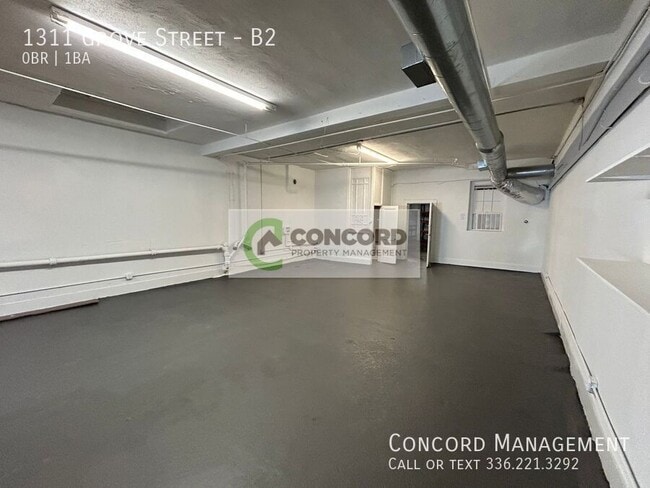 Building Photo - 1311 Grove St