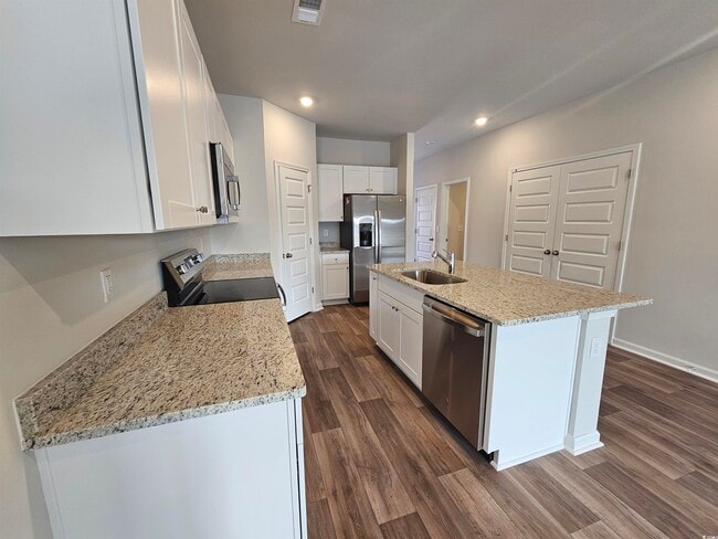 Building Photo - 2096 Northwest Dr