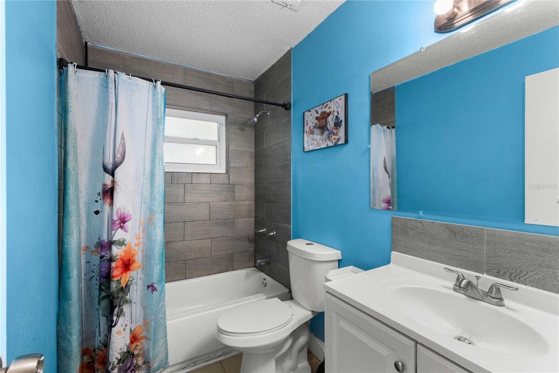 Building Photo - 14700 State St