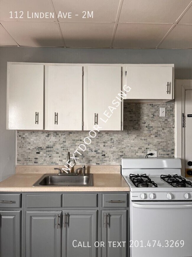 Primary Photo - 112 Linden Ave