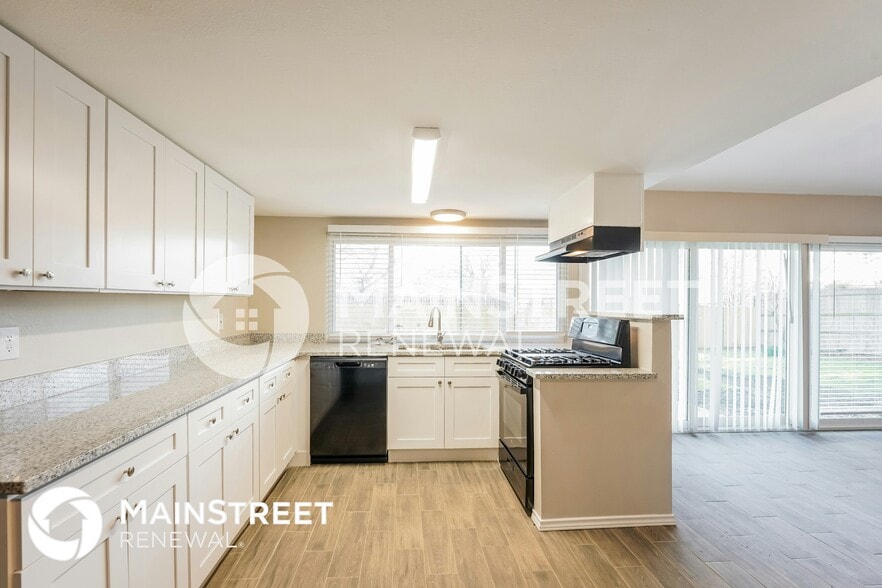 Building Photo - 5038 Overcrest Dr