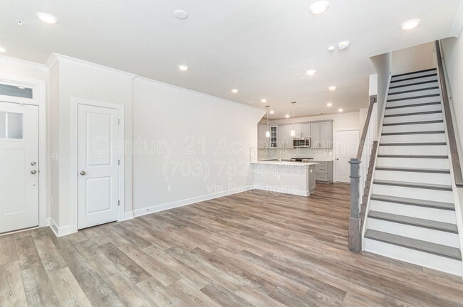 Building Photo - 43488 Stonewood Crossing Ter