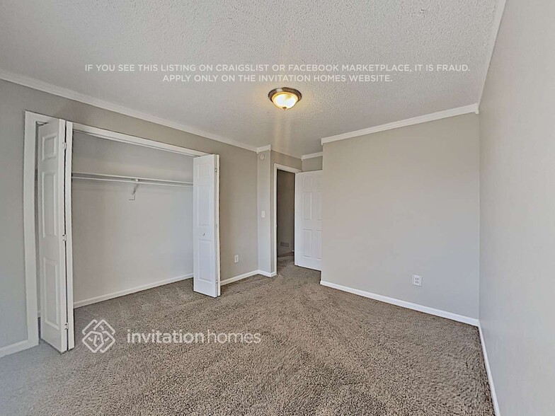 Building Photo - 16943 E Ithaca Cir