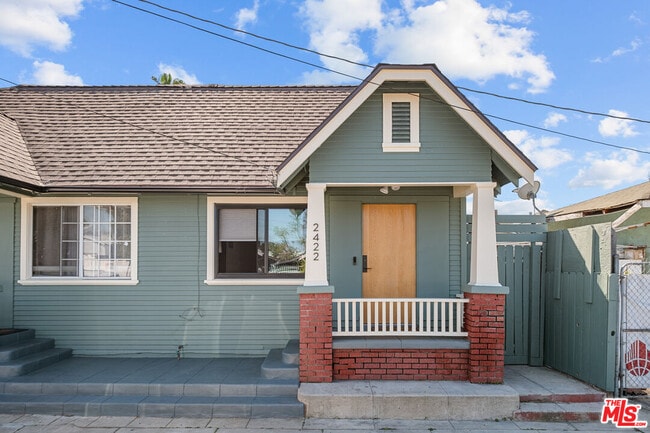 Building Photo - 2422 W 30th St