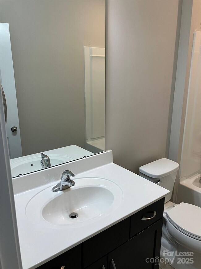 Building Photo - 10421 Bluejack Oak Ct