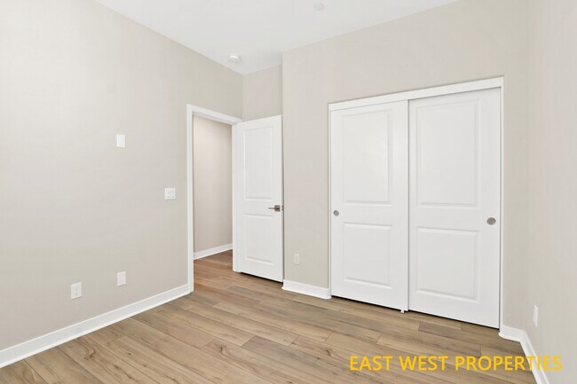 Building Photo - 25 Stetson St