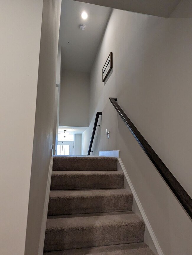 Building Photo - Gorgeous Newer Construction Home (2022) in...