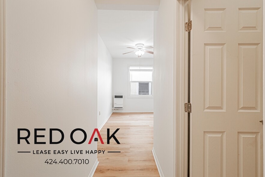 Building Photo - 1509 Wilcox Ave