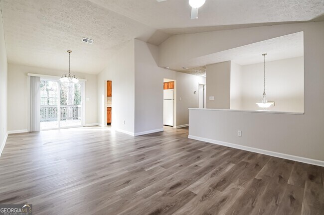 Building Photo - 4457 Woodbank Ln