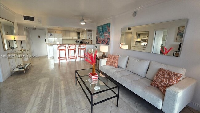 Building Photo - 401 Ocean Dr