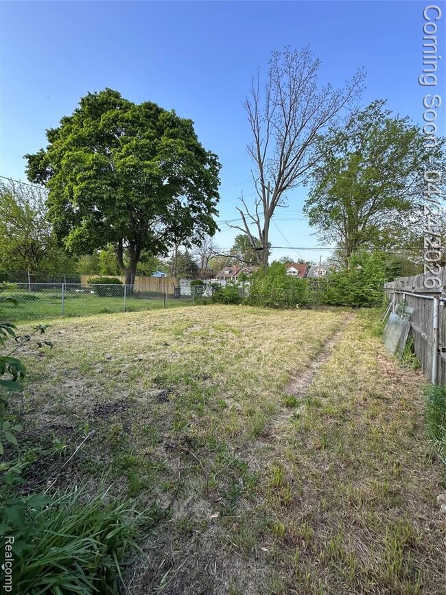 Building Photo - 4506 Bewick St