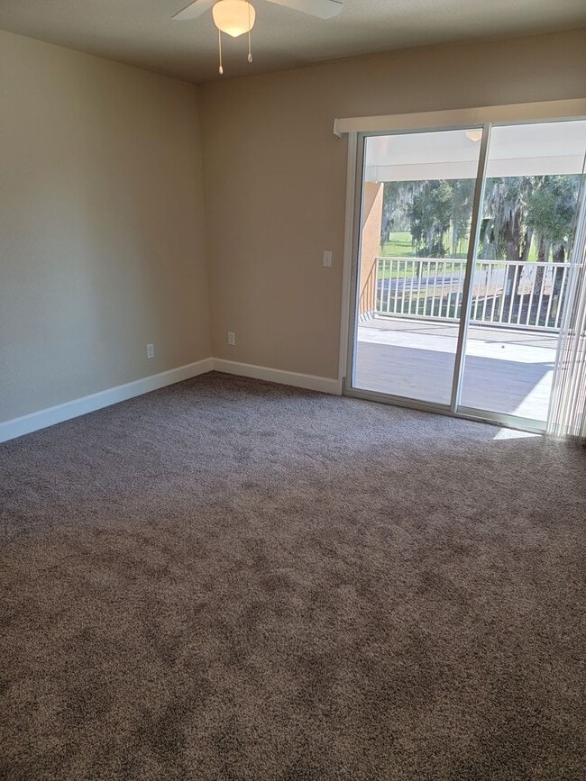 Building Photo - BRAND NEW 3/2 Townhome in Lakeside!!!!