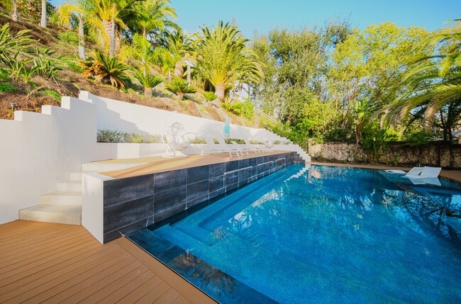 Building Photo - 25879 Chalmers Pl