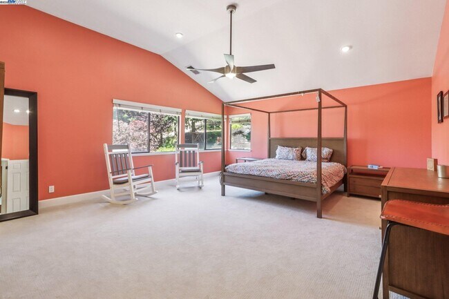 Building Photo - 3745 Deer Trail Ct