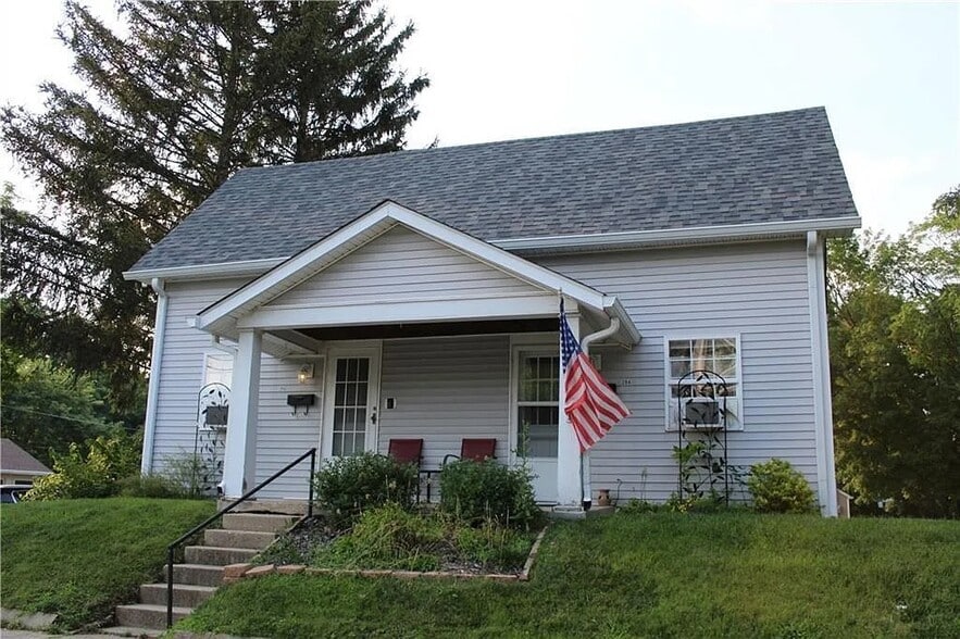 Building Photo - 294 W Clinton St