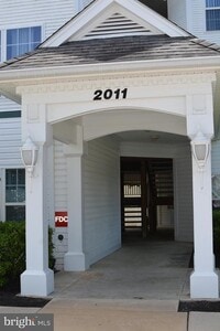 Building Photo - 2011 Starlight Ln