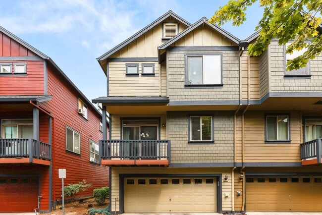 Building Photo - Available NOW Hillsboro End Unit Townhome Minutes to Intel Jones Farm, Costco, Parks 1 Small Pet OK