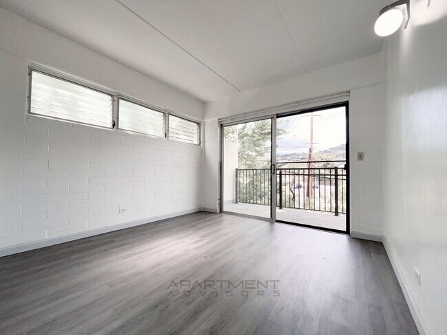 Building Photo - 1660 Piikoi St