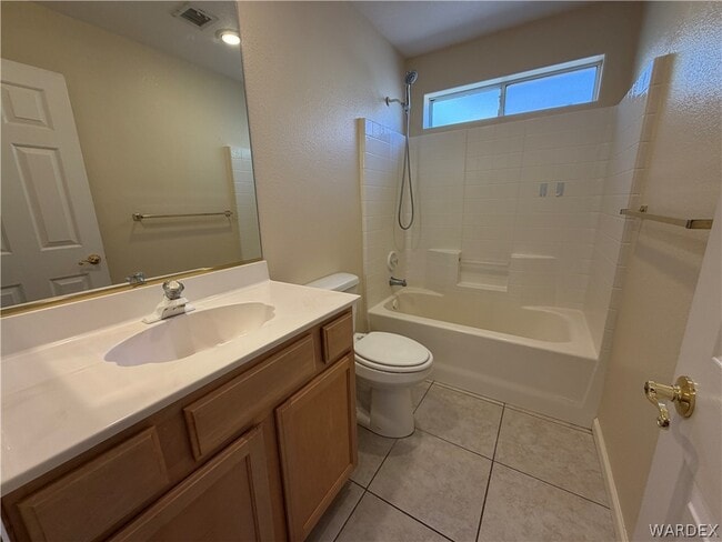 Building Photo - 2581 Highland Trail
