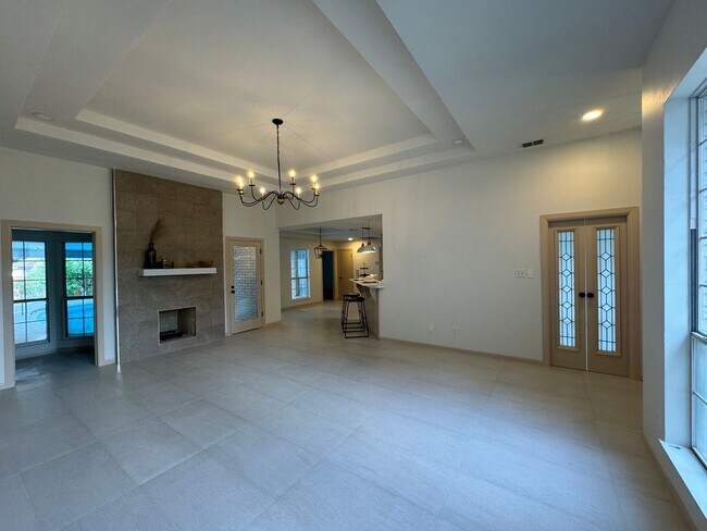 Building Photo - 1703 Terrace Dr