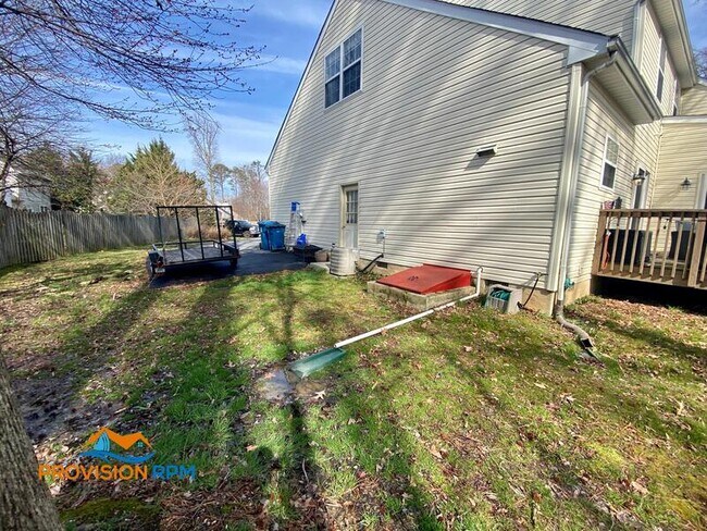 Building Photo - 106 Hanson Ct