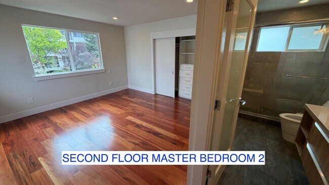 Building Photo - 4802 Rio Vista Ave