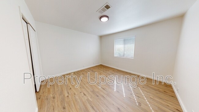 Building Photo - 59 Mina Ave