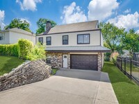 Building Photo - 1731 Meadow Crest Ln