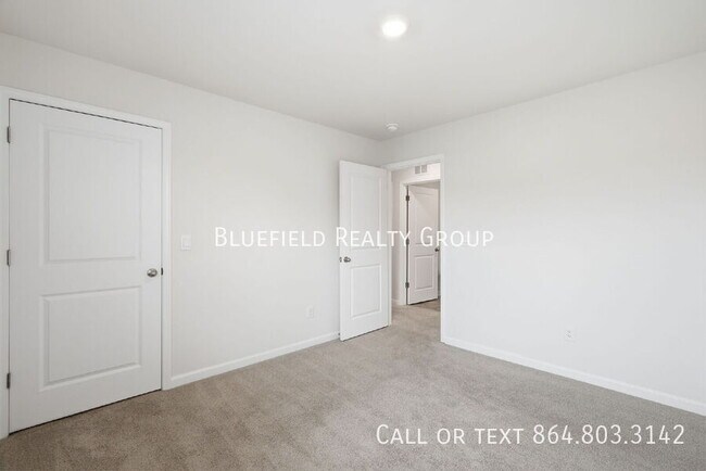 Building Photo - 1313 Duffers Ln