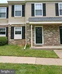 Building Photo - 38 Barclay Ct