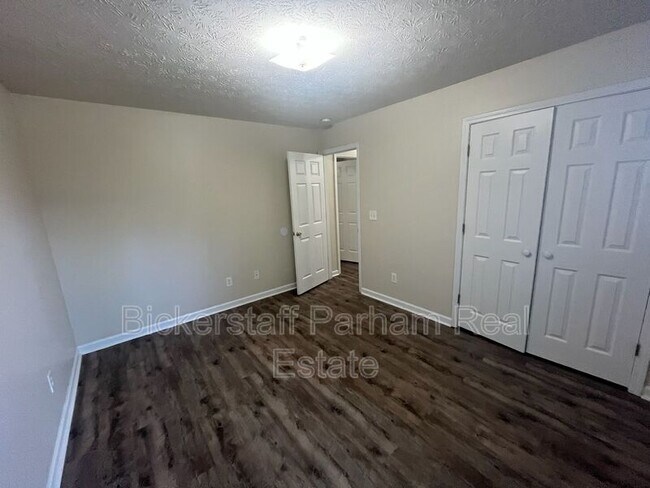 Building Photo - 36 Crosswinds Rd