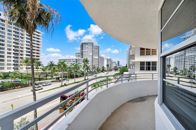 Building Photo - 5555 Collins Ave