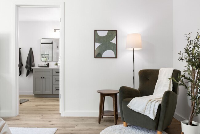 Building Photo - 15126 Forest Lodge Dr