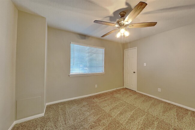 Building Photo - 24810 Butterwick Dr