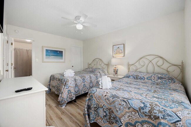 Building Photo - 111A S Yaupon Dr