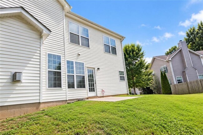 Building Photo - 190 Wilhelmina Dr