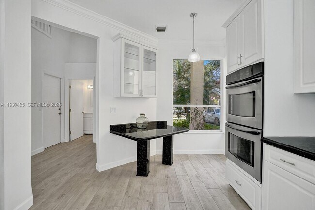 Building Photo - 2508 Cardaman Ave