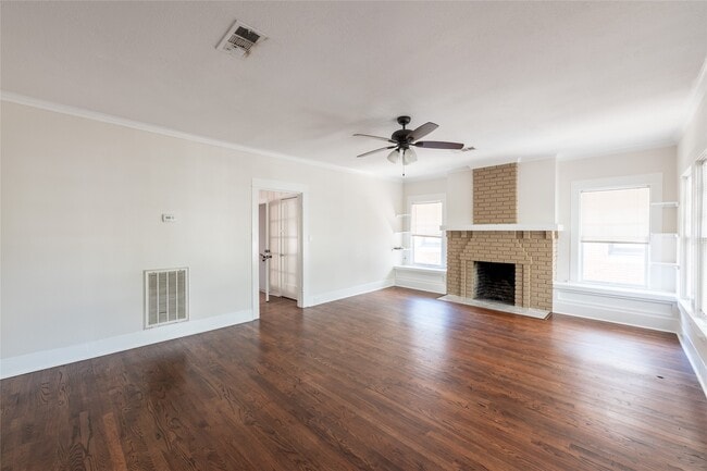 Building Photo - 608 Avondale St