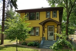 Building Photo - 1678 Charles Ave