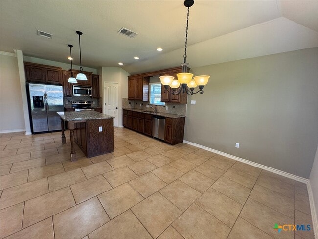 Building Photo - 2501 Traditions Dr