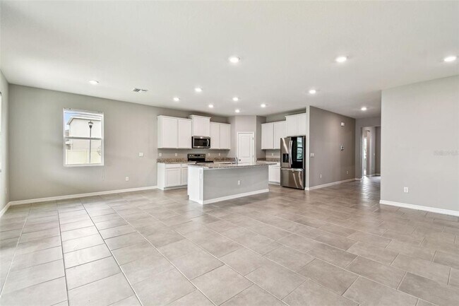 Building Photo - 33870 Field Maple Lp