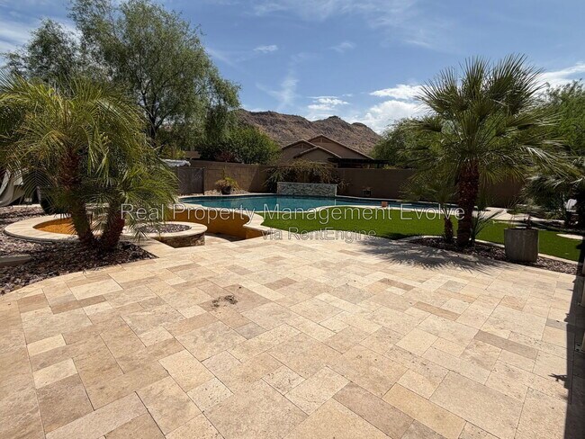 Building Photo - 5164 W Quail Track Dr