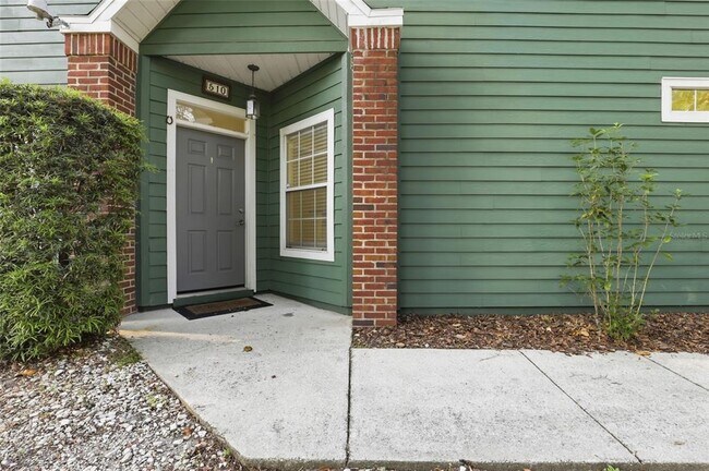Building Photo - 510 NW 50th Blvd