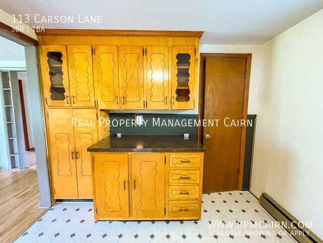 Building Photo - Three Bedrooms, One Bath Off Rt 130